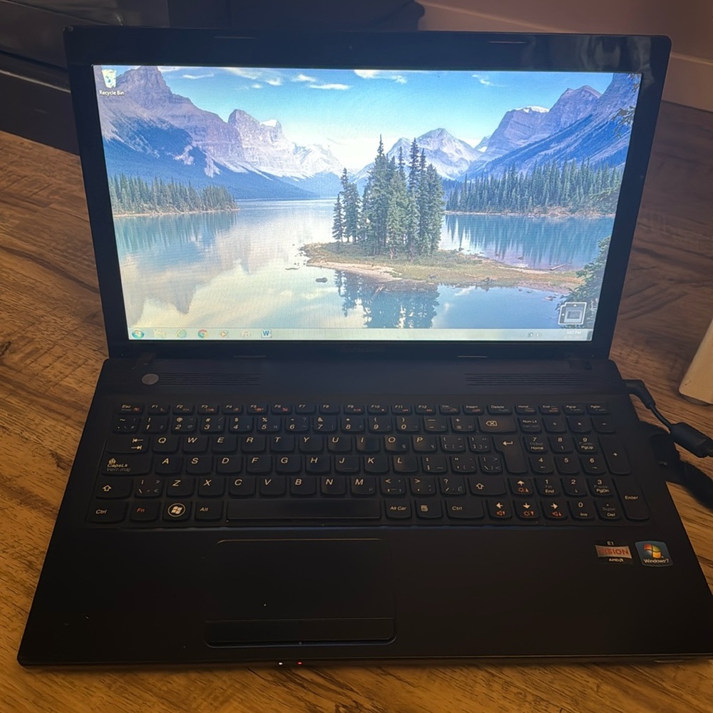 Lenovo IdeaPad N585 model 7510 Windows 7
